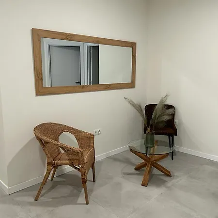 Centro Estudio Trinidad Malaga 3 Extérieur photo